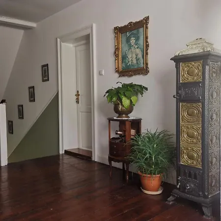 Zaczarowalim - Dom W Gorach Sowich Отель типа 