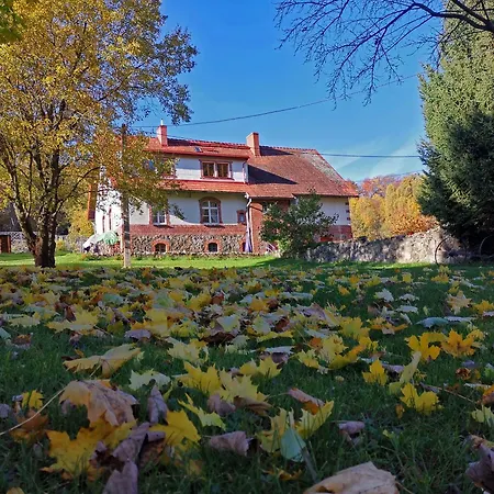 Zaczarowalim - Dom W Gorach Sowich Отель типа 