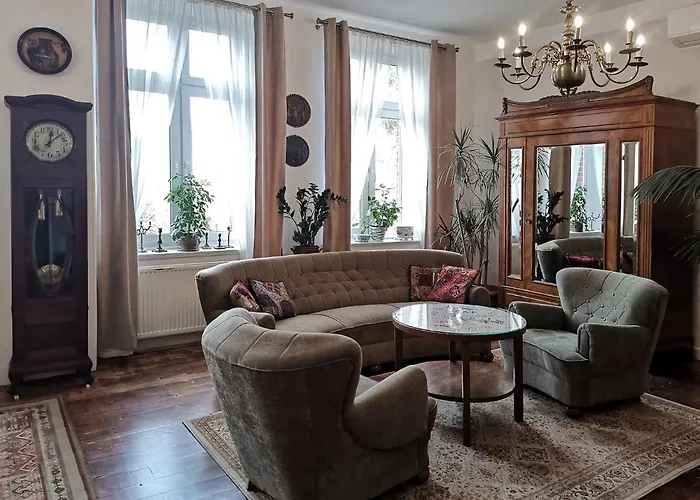 Zaczarowalim - Dom W Gorach Sowich Отель типа 