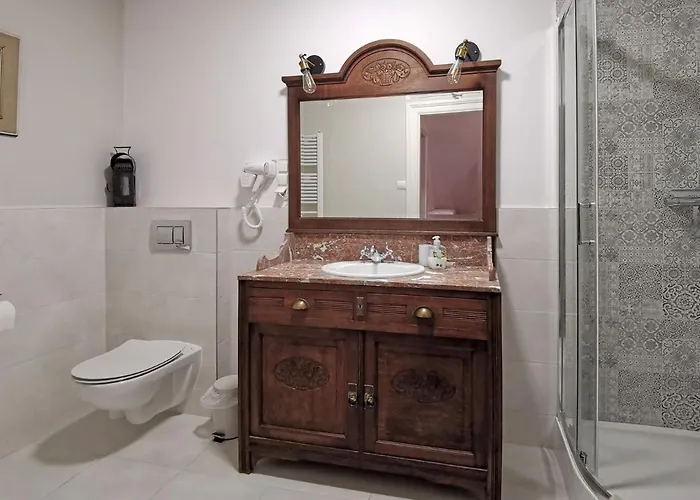 Zaczarowalim - Dom W Gorach Sowich Отель типа 