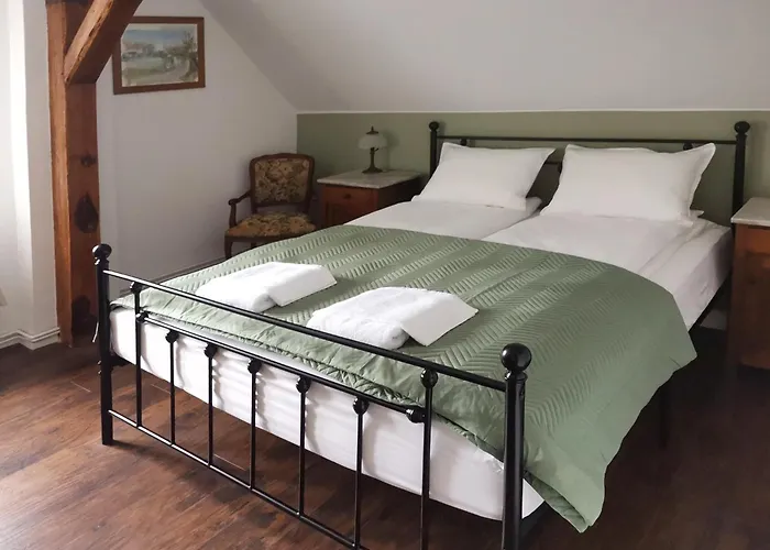 Zaczarowalim - Dom W Gorach Sowich Отель типа 