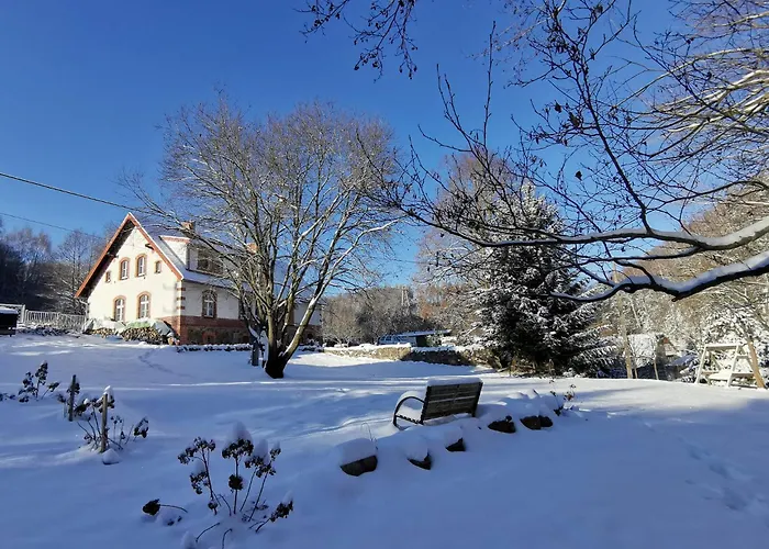 Zaczarowalim - Dom W Gorach Sowich Отель типа 