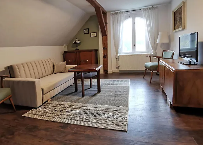 Zaczarowalim - Dom W Gorach Sowich 3* Валим