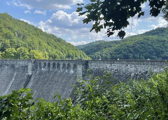 Zaczarowalim - Dom W Gorach Sowich Отель типа 